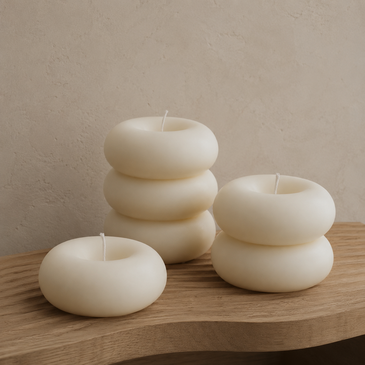 Lunirra Candle