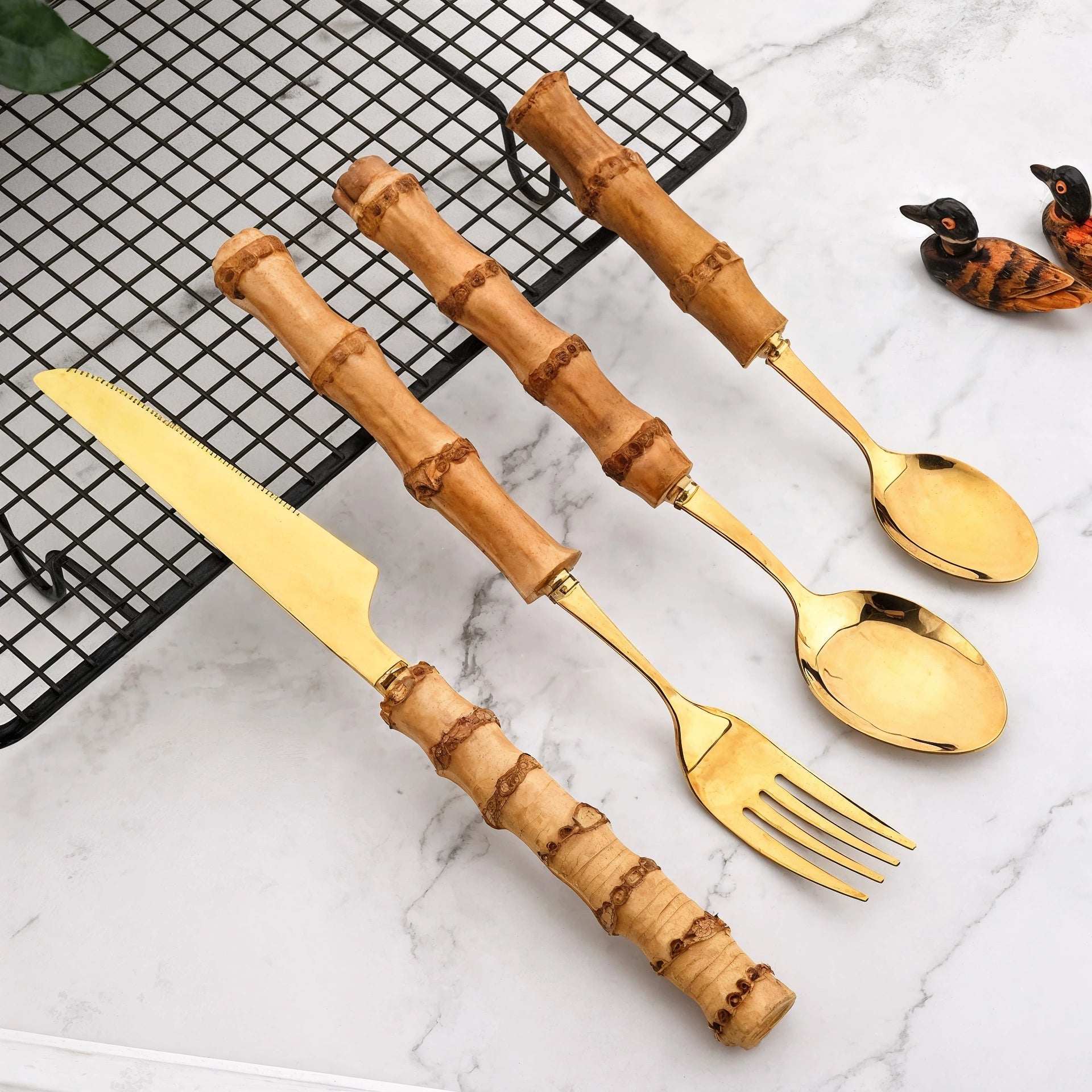 Calders | Bamboo Handled Cutlery Set with Rustic Stainless Steel | Elegant Dining for All Occasions 3