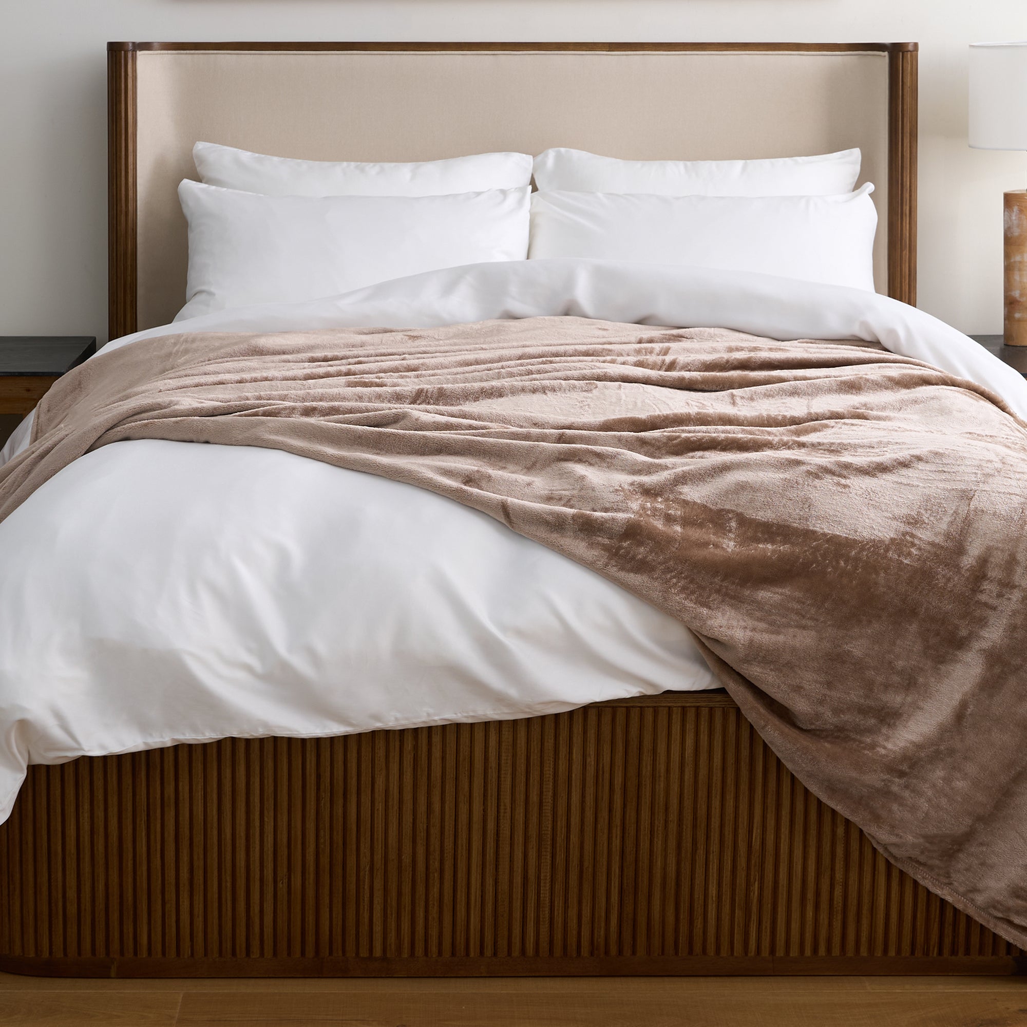 Chic Velvet Flannel Blanket | Ultra-Soft Fabric for Cozy Comfort All Seasons 7