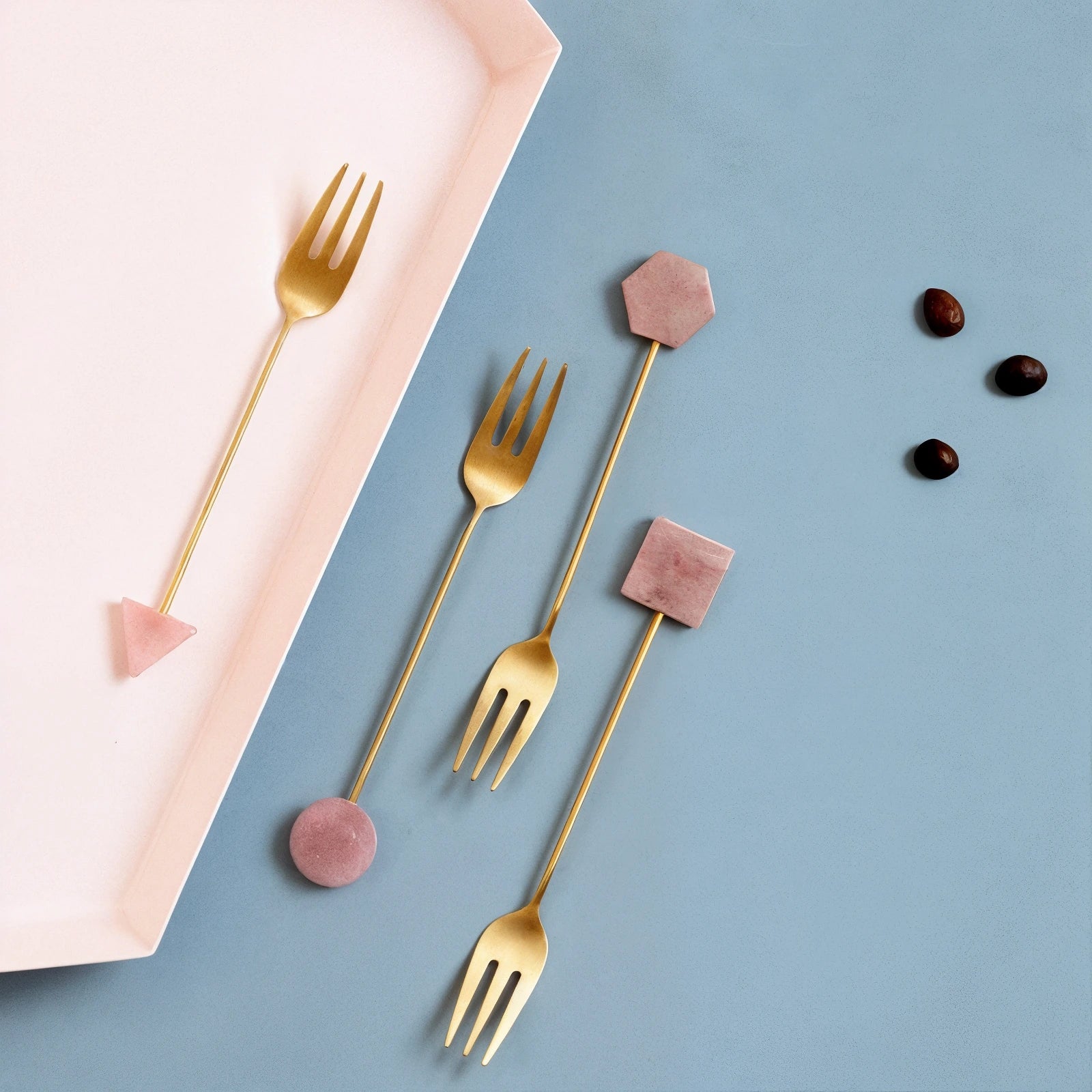 Granot Collection | Golden Stainless Steel Cutlery Set with Unique Stone Handles | Elegant Geometric Design for Stylish Dining 2