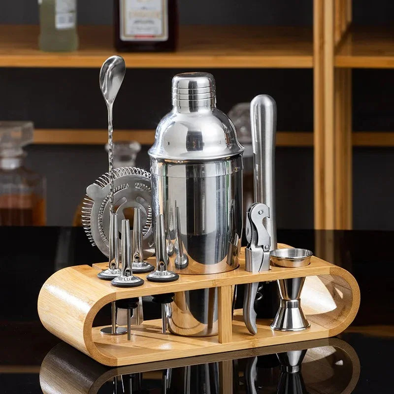 Julianne | Cocktail Shaker Set with Bamboo Base | Sleek Stainless Steel for Effortless Mixing 4