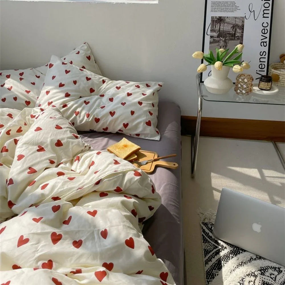Love Heart | Elegant Bedding Set with Duvet Cover & Pillowcases | Timeless Comfort for Any Bedroom 5