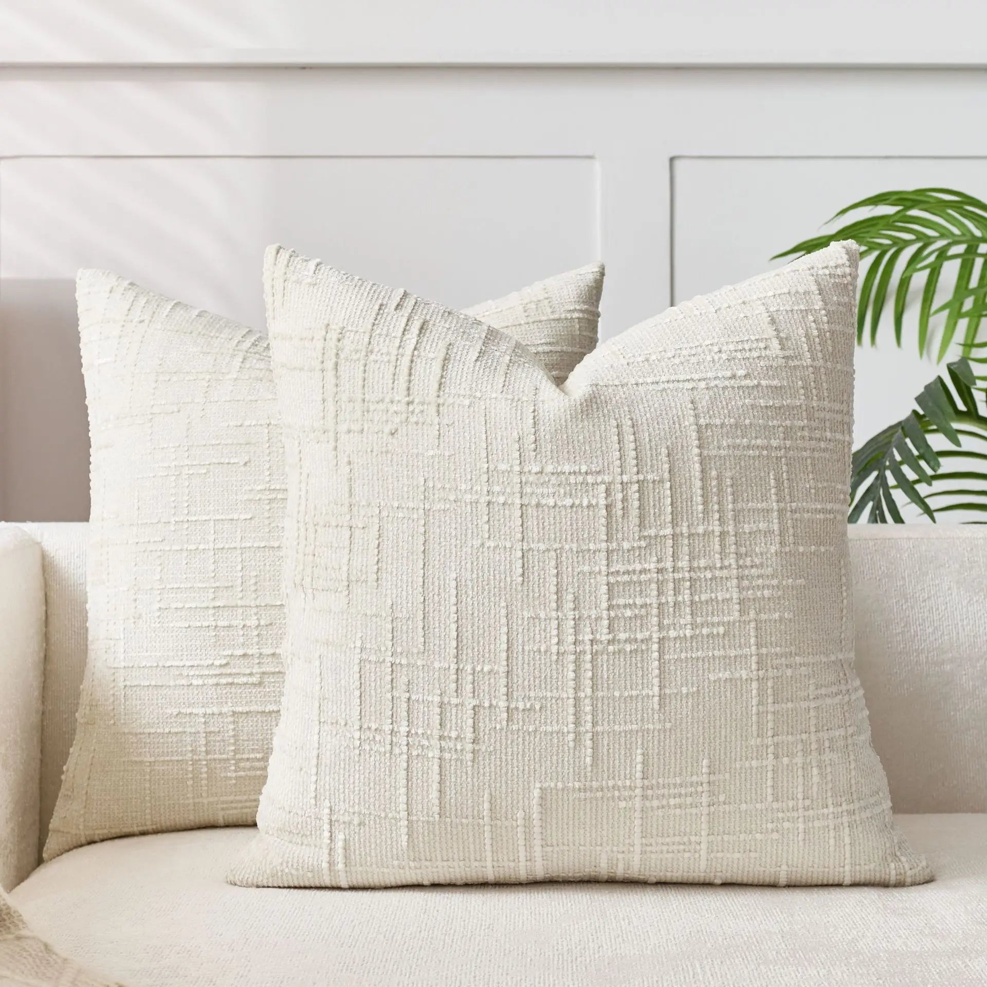 Luxina | Chenille Throw Pillow with Bamboo Structure | Cozy Decorative Accent for Modern Living Spaces 5
