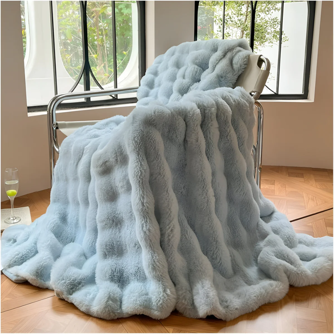 Luxury Fleece Blanket | Ultra-Soft Plush Throw with Stylish Plaid Design | Cozy Comfort for Home and Travel 4
