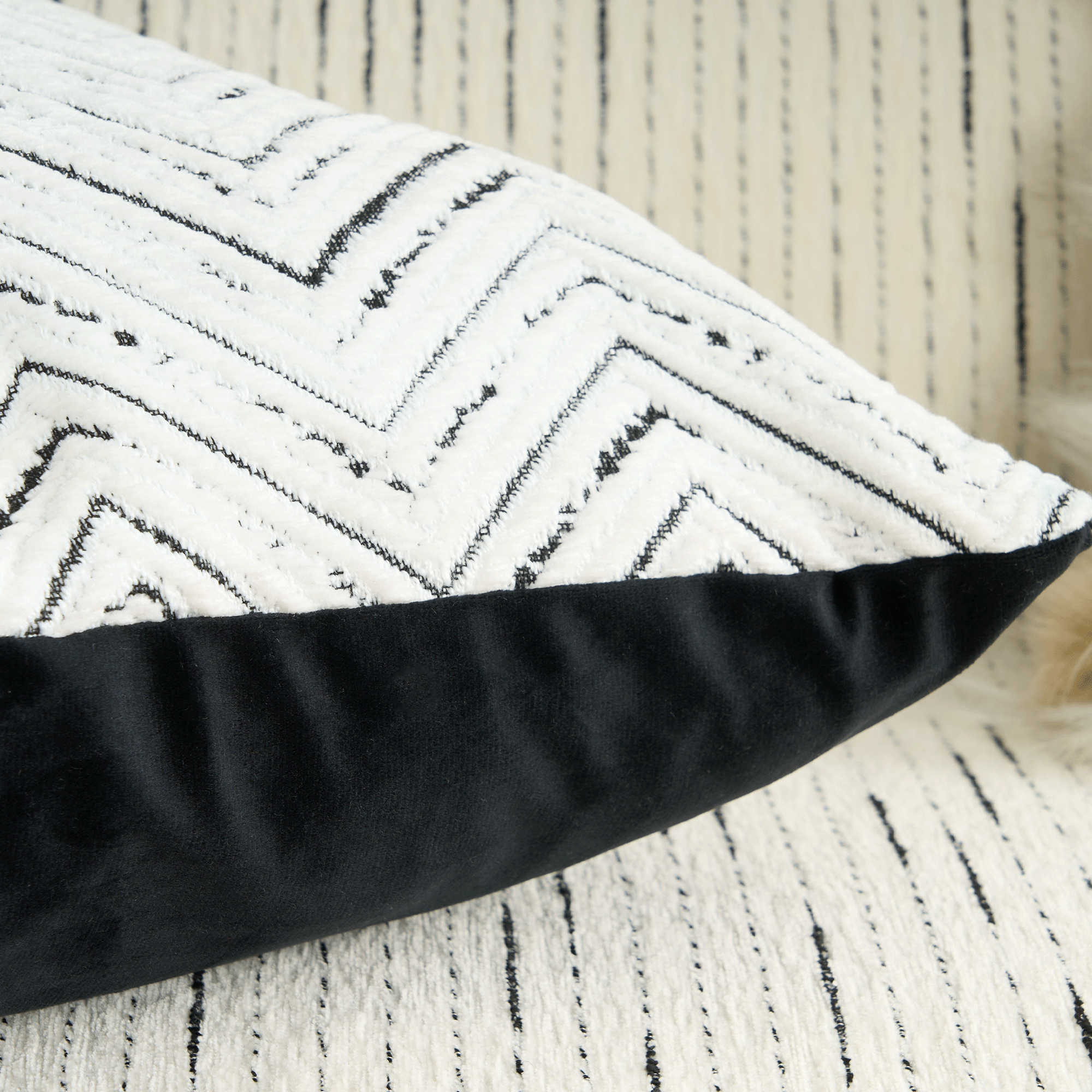 Ziggy Waves | Sofa Cushion Cover with Contemporary Design | Stylish Accent for Comfort 1