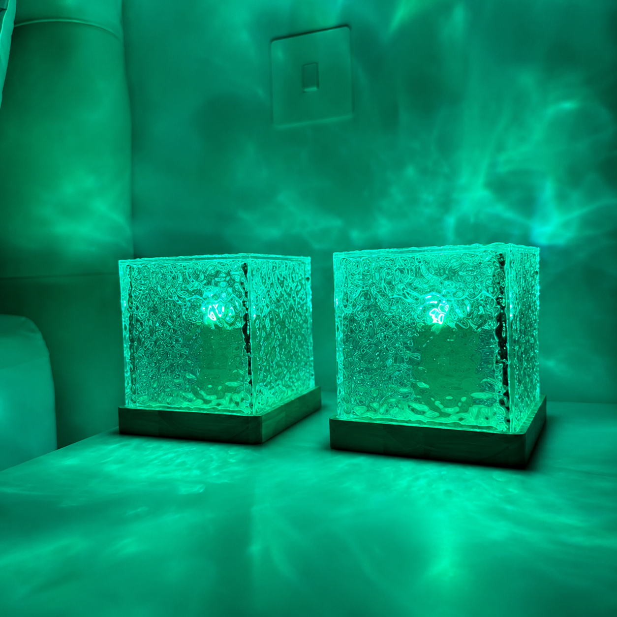 Borealis Cube lamp remote control included