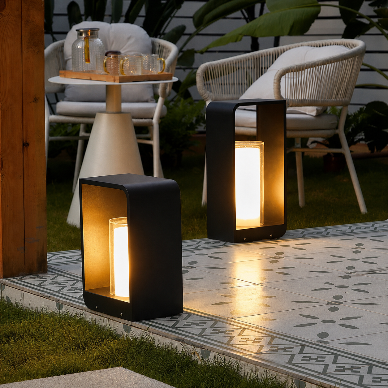 Atlas Garden Lamp