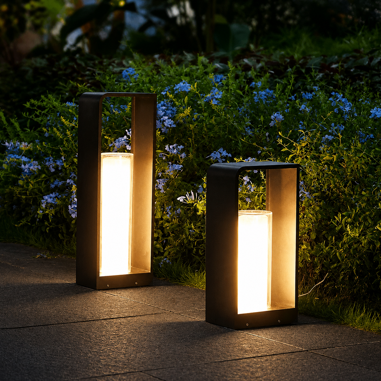 Atlas Garden Lamp