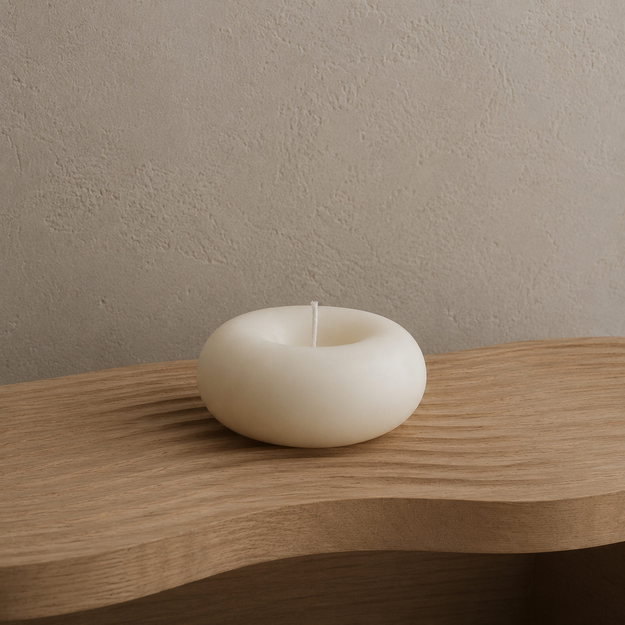 Lunirra Candle
