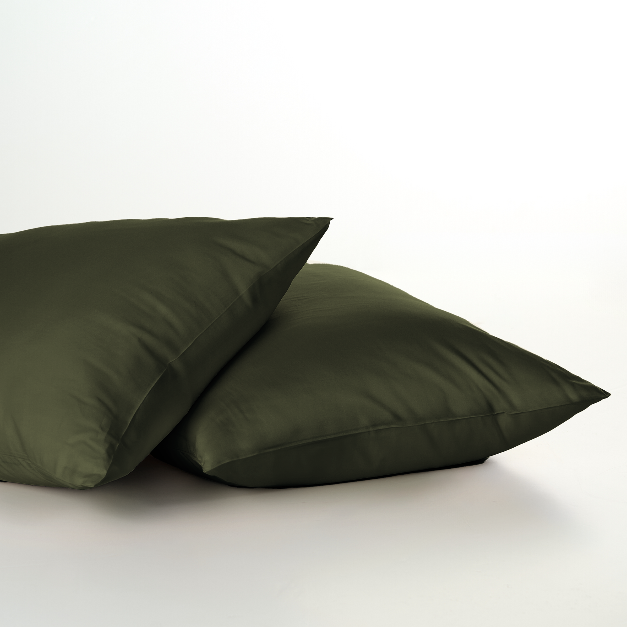 Bamboo Pillowcases | Pet Hair Repellent with Silky-Smooth Comfort | Breathable Bedding for Pet Owners 4