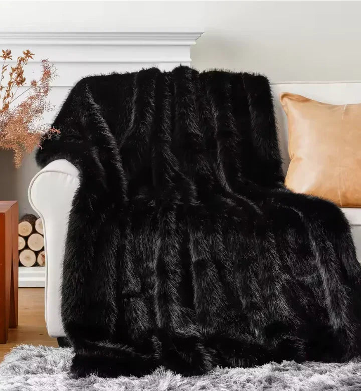 Juliana Collection | Throw Blanket with Ultra-Soft Faux Fur | Elegant Décor for Cozy Comfort 3