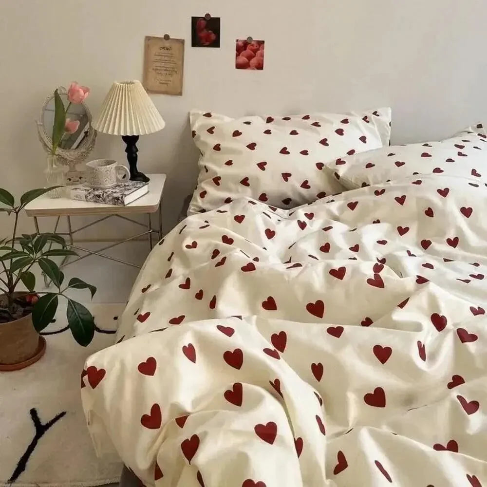 Love Heart | Elegant Bedding Set with Duvet Cover & Pillowcases | Timeless Comfort for Any Bedroom 0