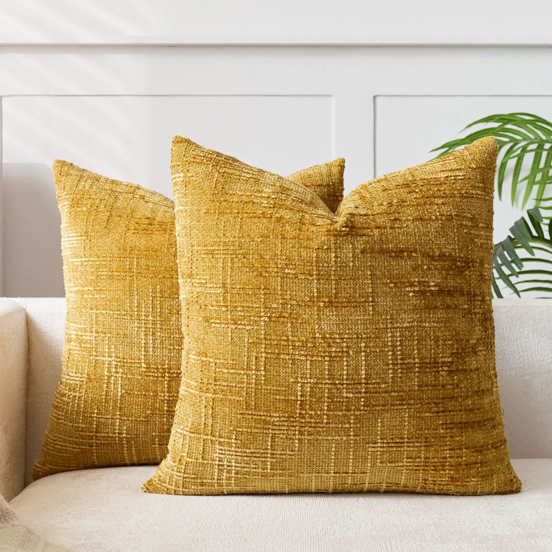 Luxina | Chenille Throw Pillow with Bamboo Structure | Cozy Decorative Accent for Modern Living Spaces 0