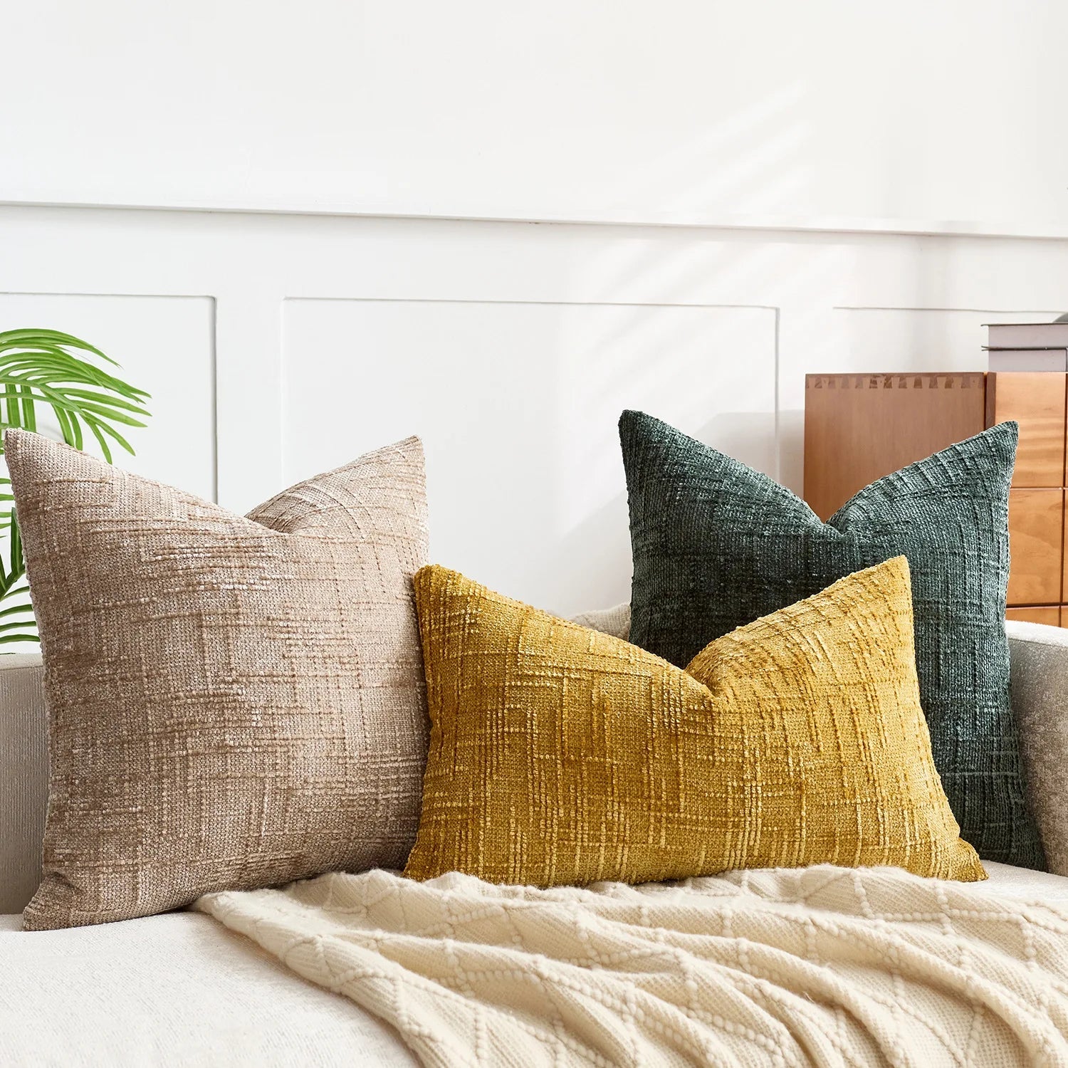Luxina | Chenille Throw Pillow with Bamboo Structure | Cozy Decorative Accent for Modern Living Spaces 1