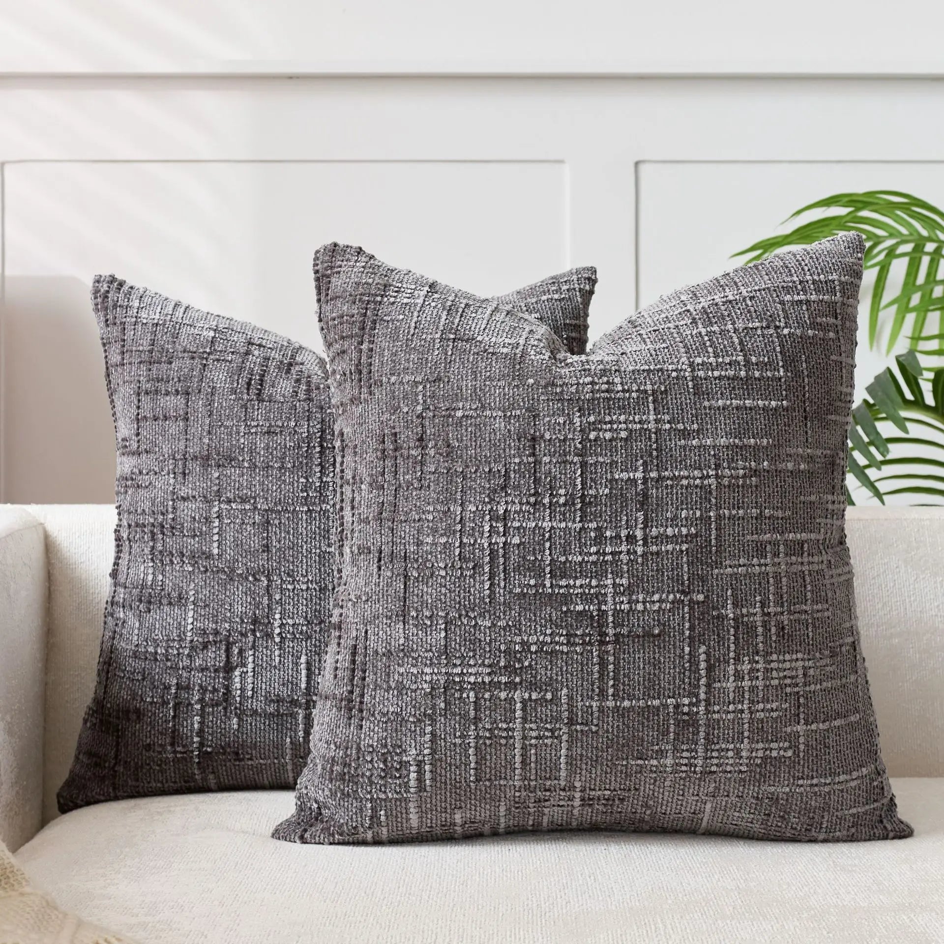 Luxina | Chenille Throw Pillow with Bamboo Structure | Cozy Decorative Accent for Modern Living Spaces 9