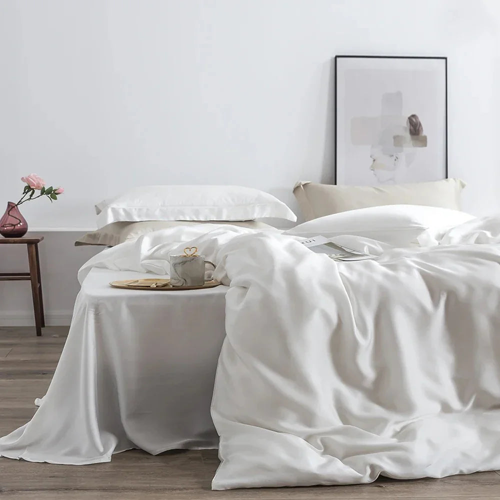 Premium Silk Bedding Set | Luxurious Duvet Covers with Anti-Aging Properties | Breathable Comfort for Year-Round Use 0
