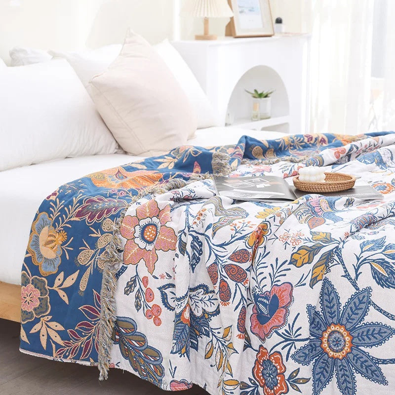 Auski Flora reversible cotton throw blanket showing its contemporary floral face