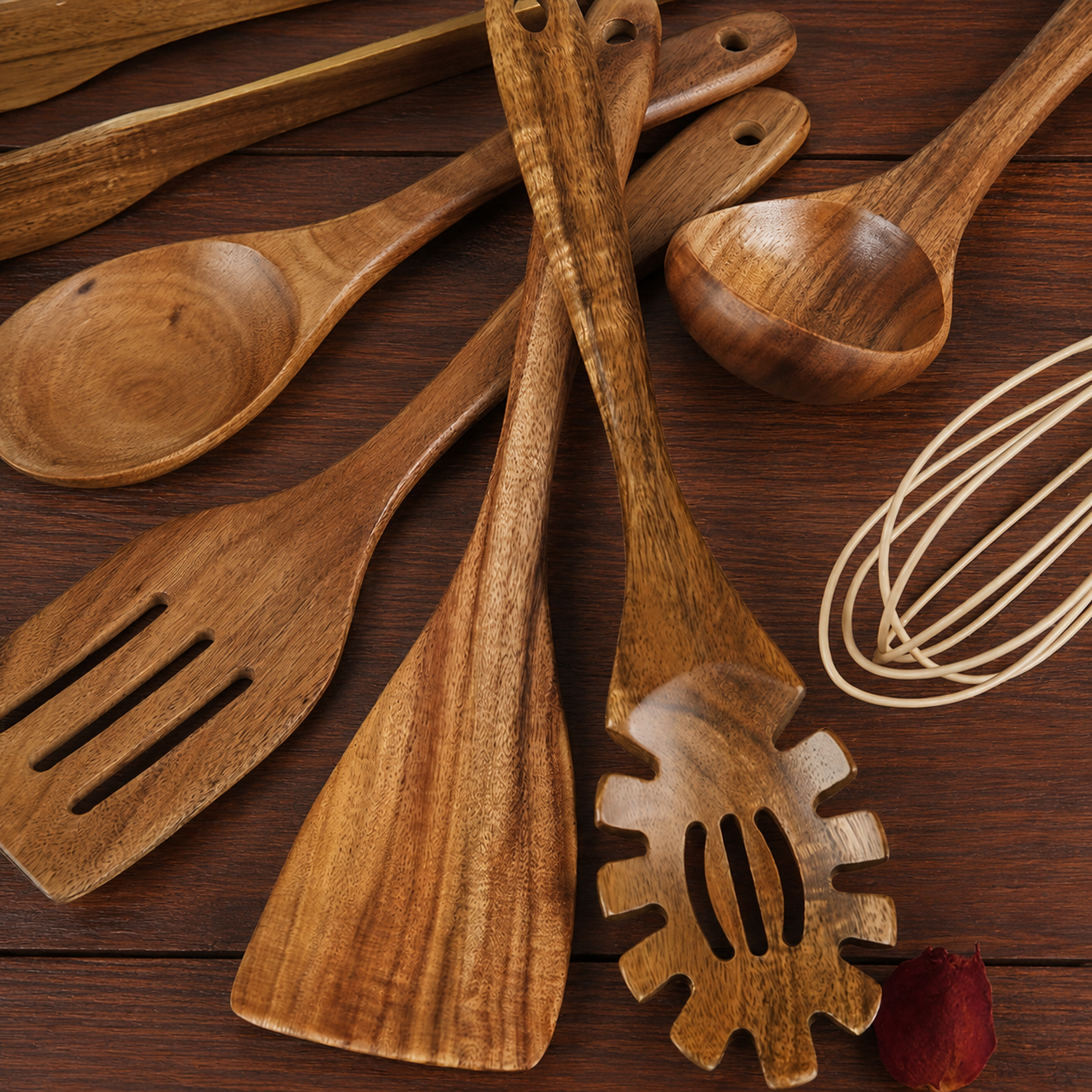 Culi 7-Piece Wooden Kitchen Utensils Set laid out on a counter