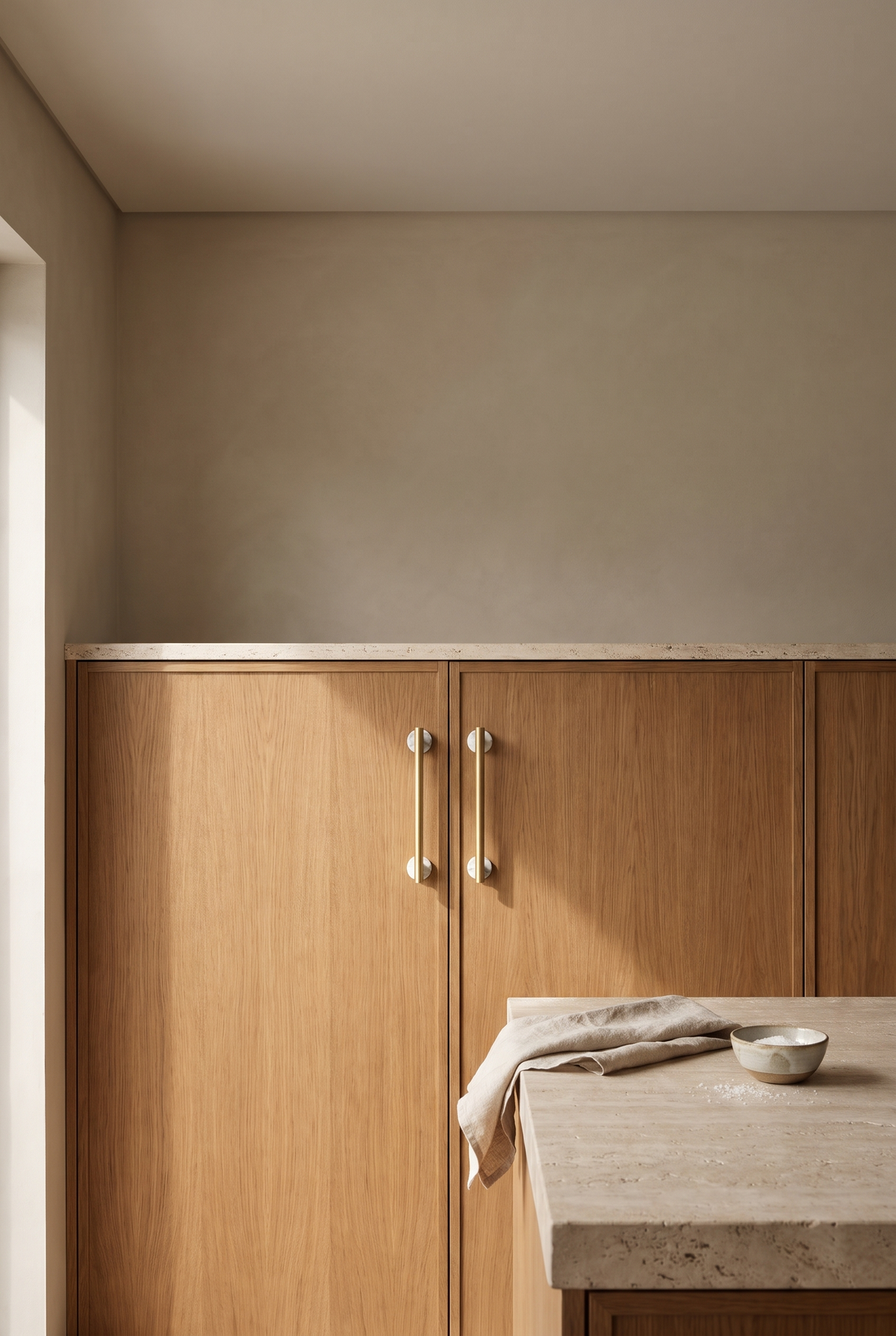 Coogee brass and marble handles on oak kitchen cabinets