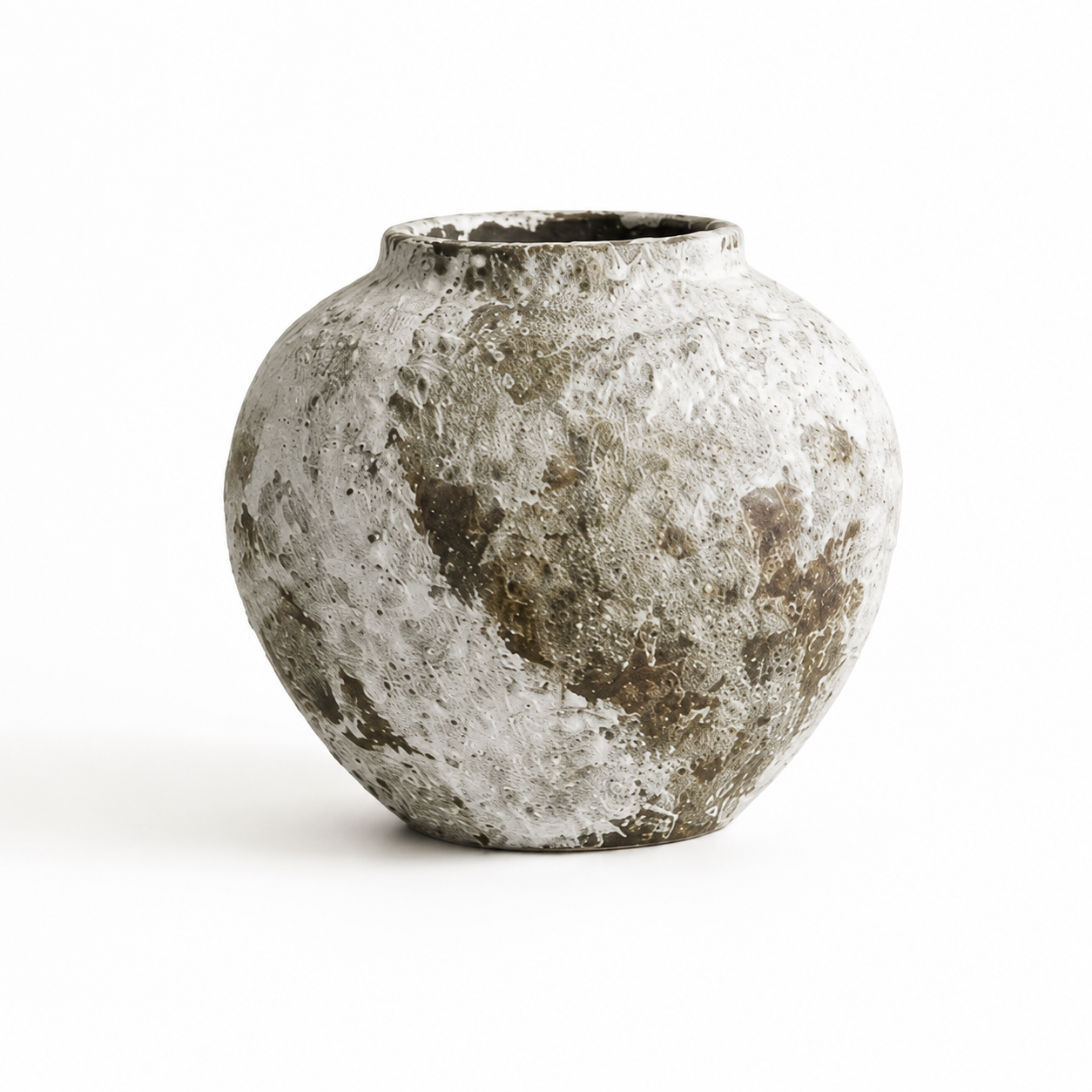 Close-up of the Keramas Vase's natural stone-stained texture