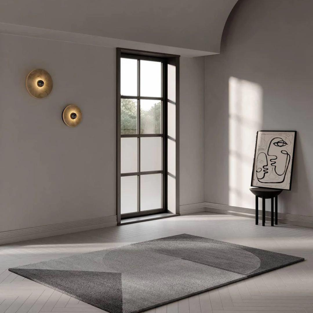 Miki round alabaster wall light size comparison across the four disc diameters