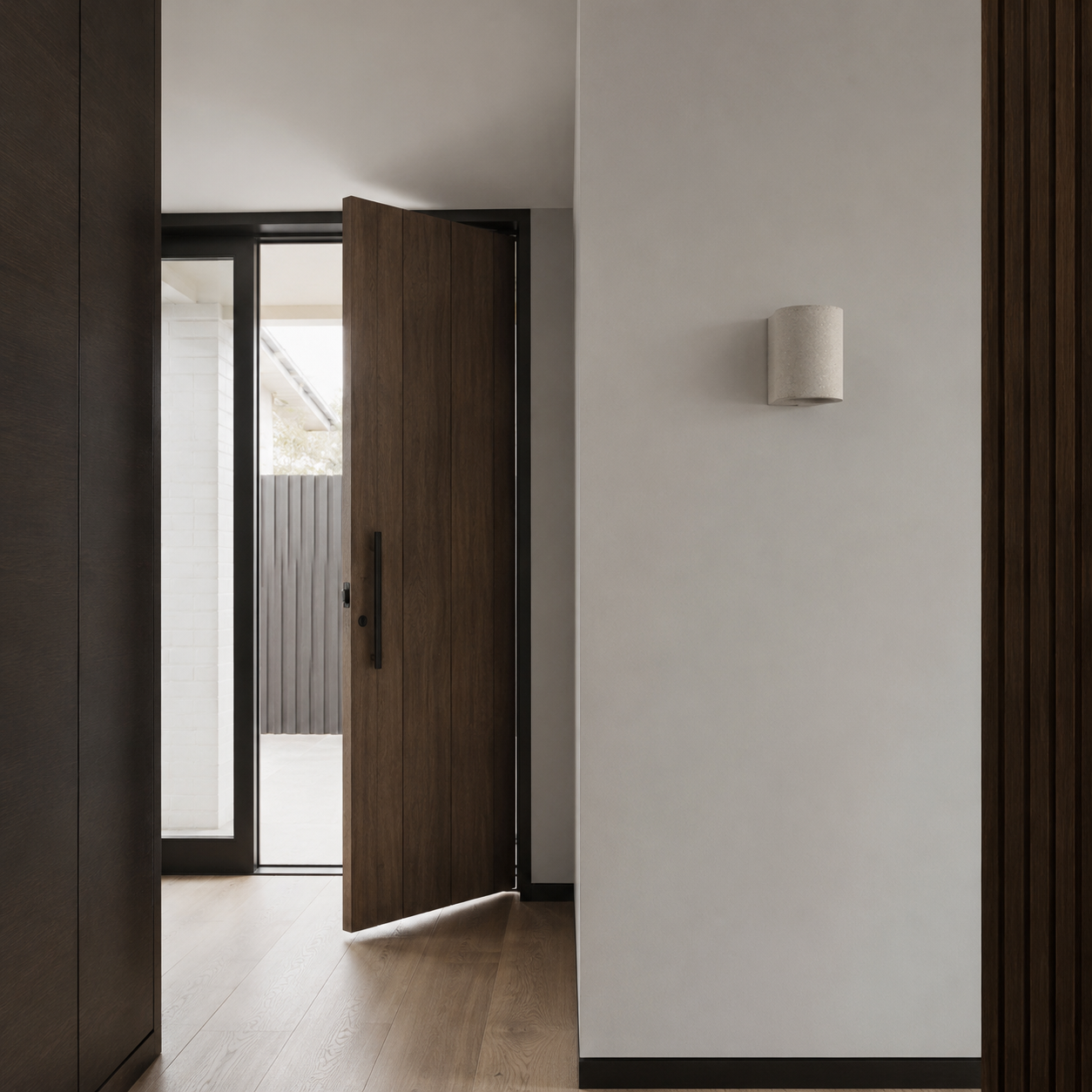 Stork cement wall light in White finish